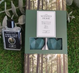 Wax Melts and Fragrance oil from Ashleigh and Burwood.